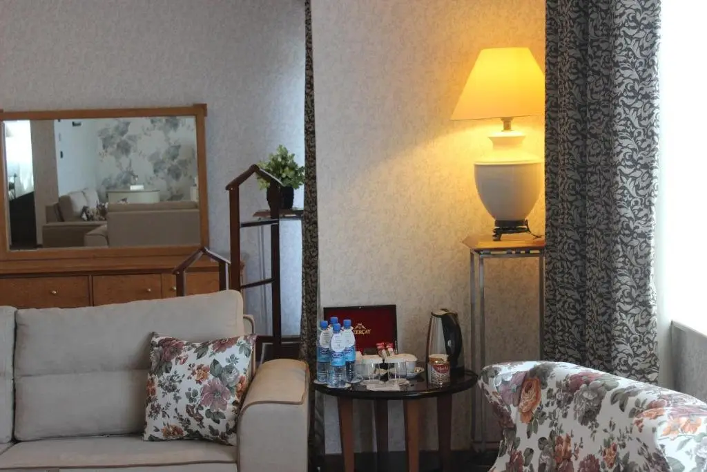 Баку: Отель Grand Hotel Europe