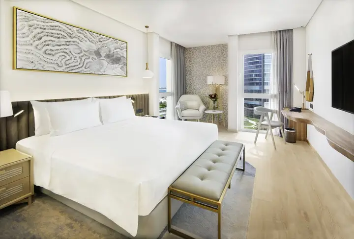 Абу-Даби: Курортный отель Radisson Blu Hotel & Resort, Abu Dhabi Corniche Hotel