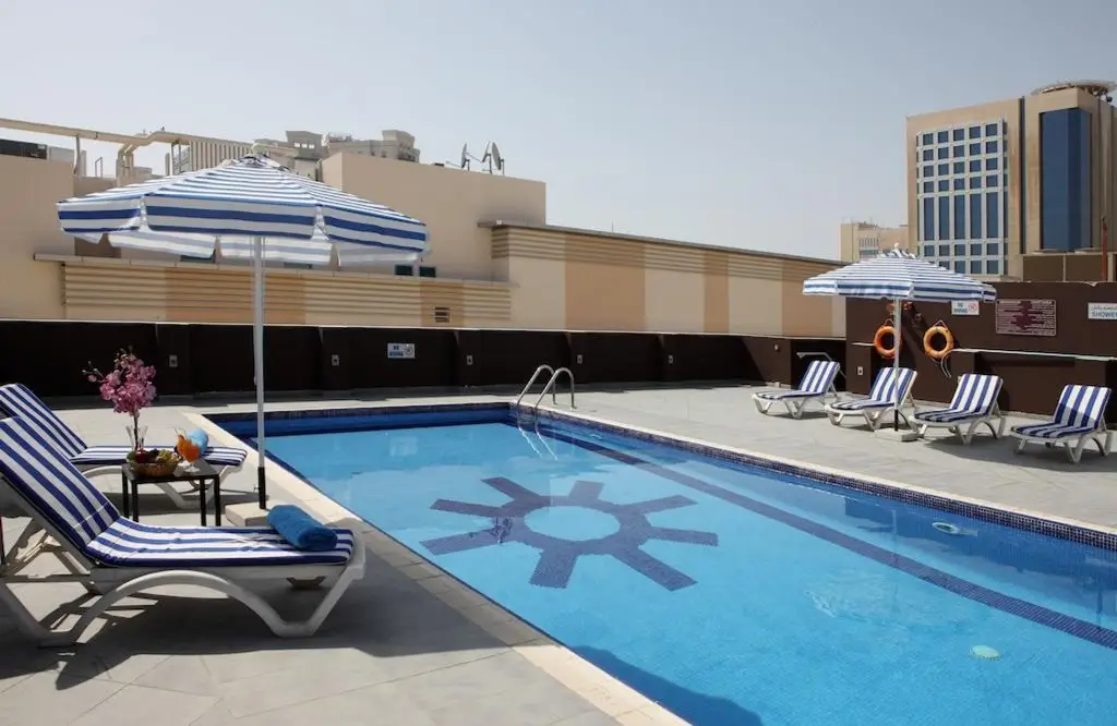 Дубай: Royal Ascot Hotel Apartment