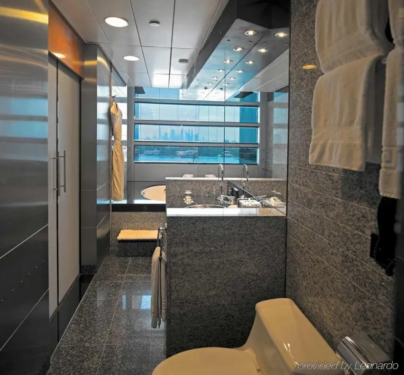 Дубай: Отель Golden Sands Hotel Creek