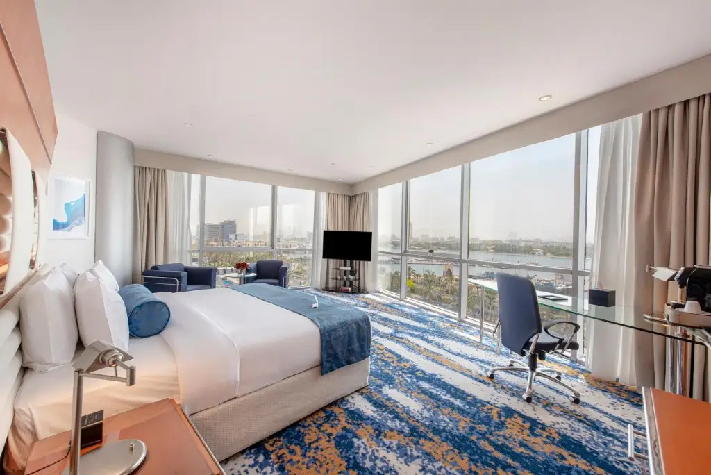 Дубай: Отель Golden Sands Hotel Creek
