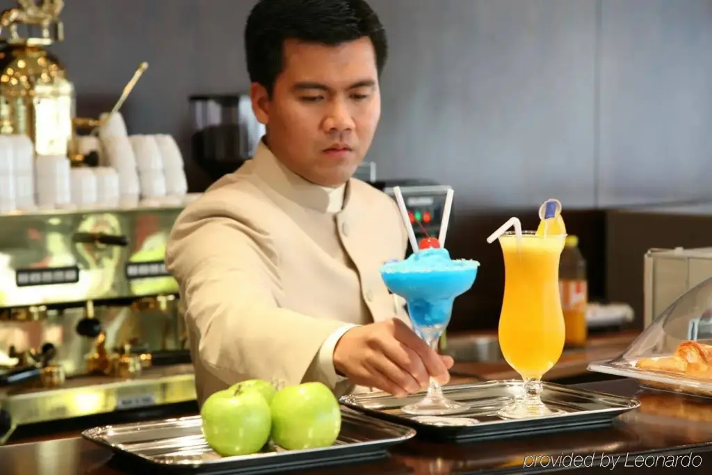 Дубай: Samaya Hotel Deira