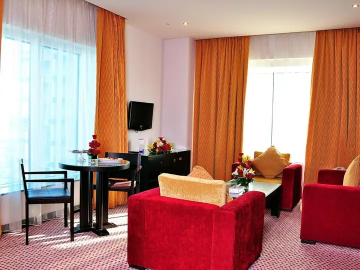 Дубай: Samaya Hotel Deira