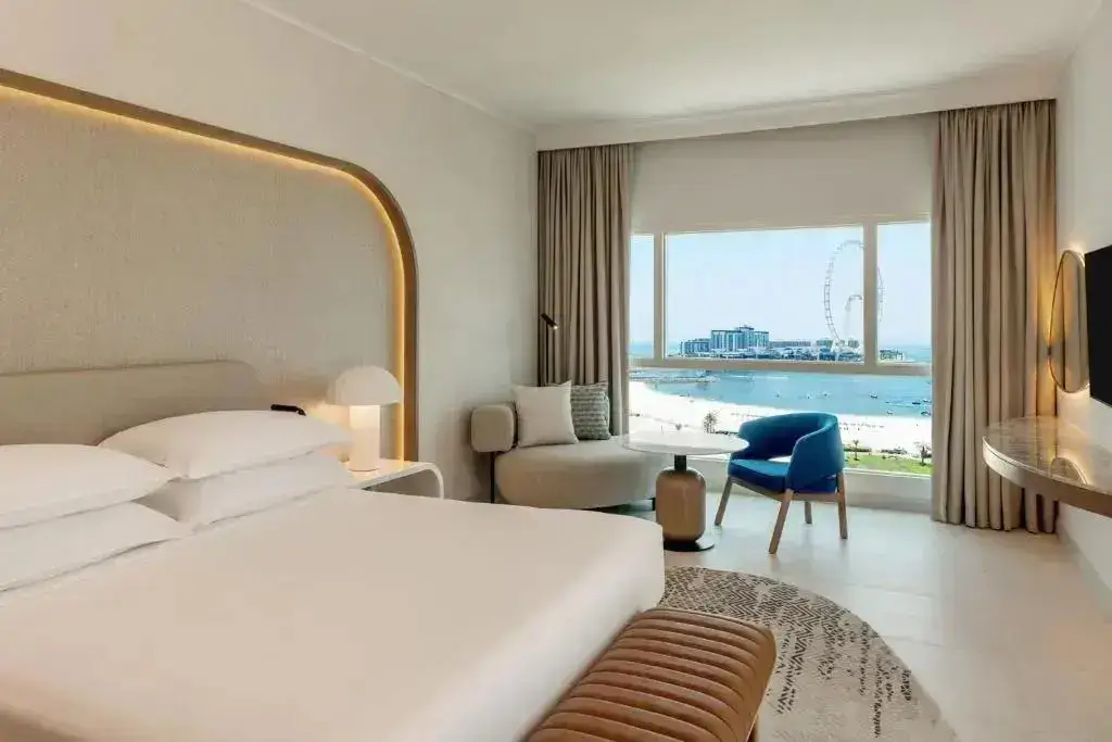 Дубай: Курорт Sheraton Jumeirah Beach Resort