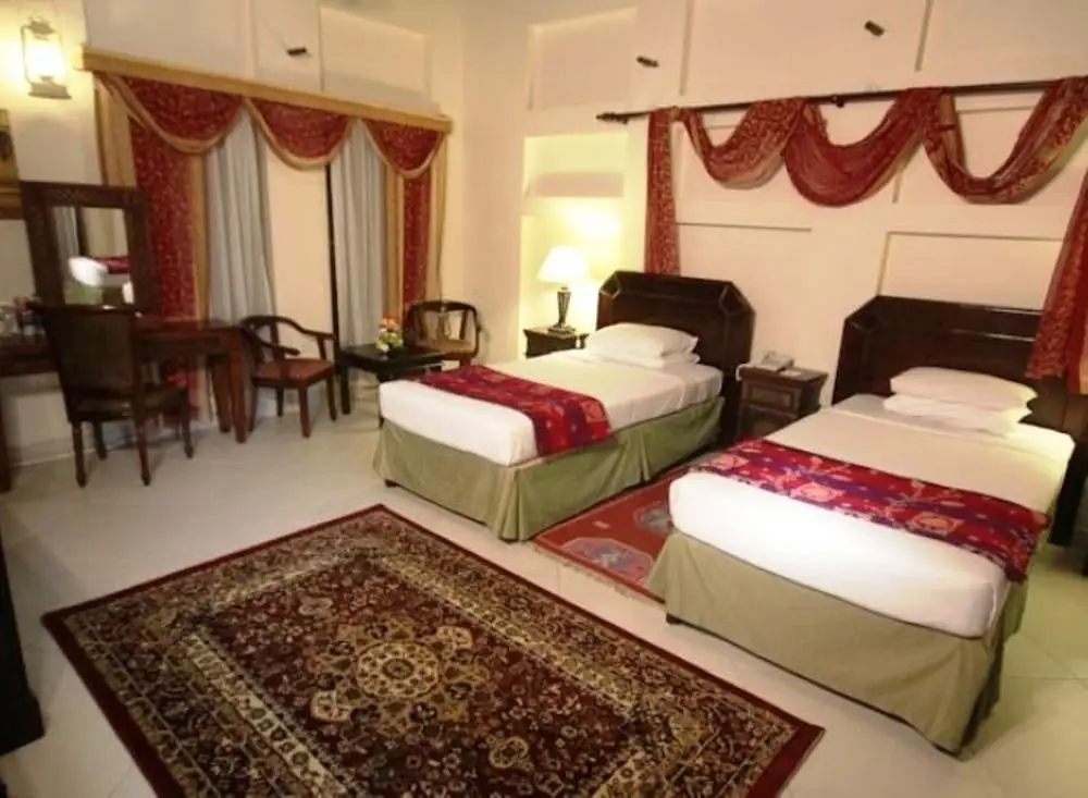 Дубай: Orient Guest House
