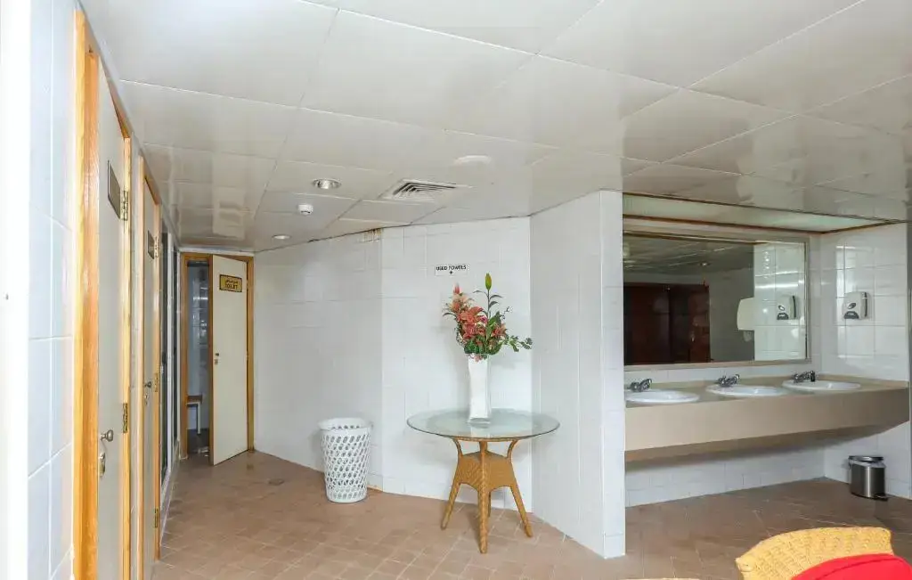 Дубай: Aavri Hotel Deira