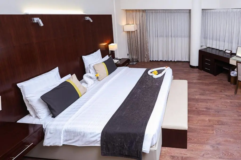 Дубай: Aavri Hotel Deira