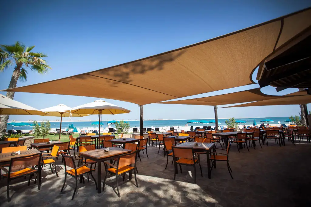 Дубай: Курортный отель JA The Resort - JA Beach Hotel