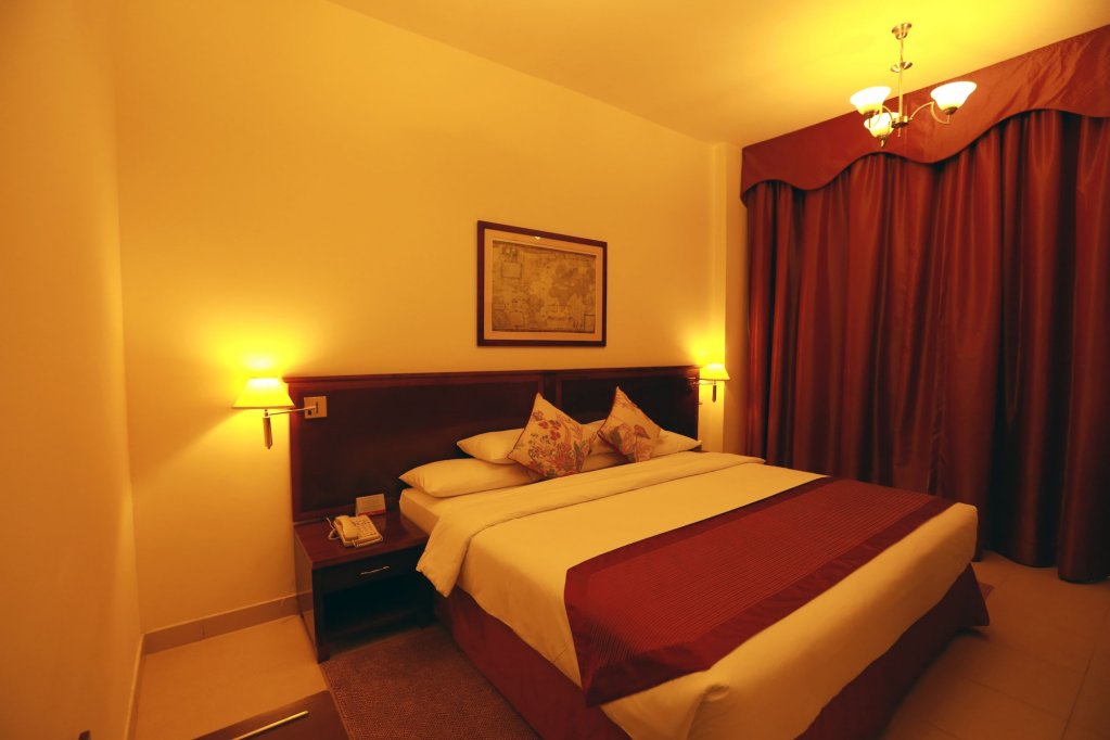 Дубай: Dunes Hotel Apartments Al Muhaisnah