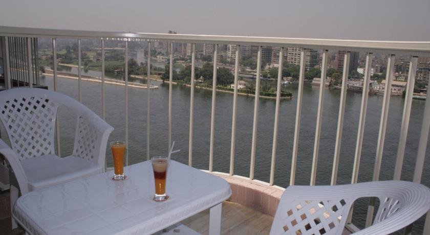 Каир: Arabia Hotel