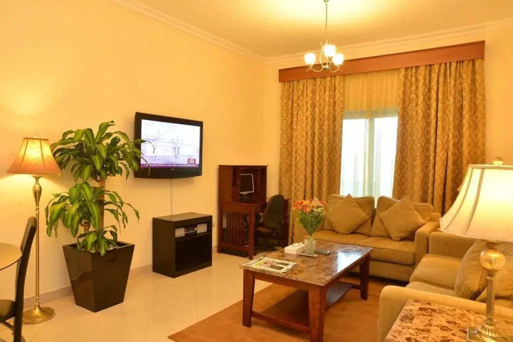 Дубай: Legacy Hotel Apartments