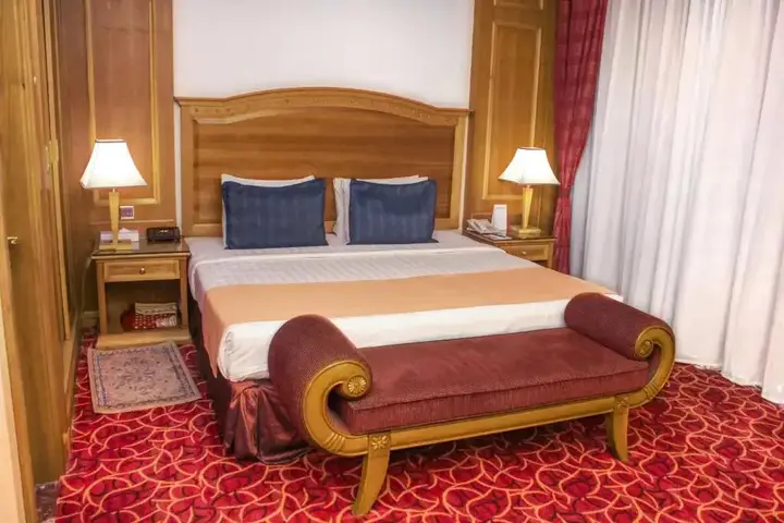Дубай: Avenue Hotel Dubai
