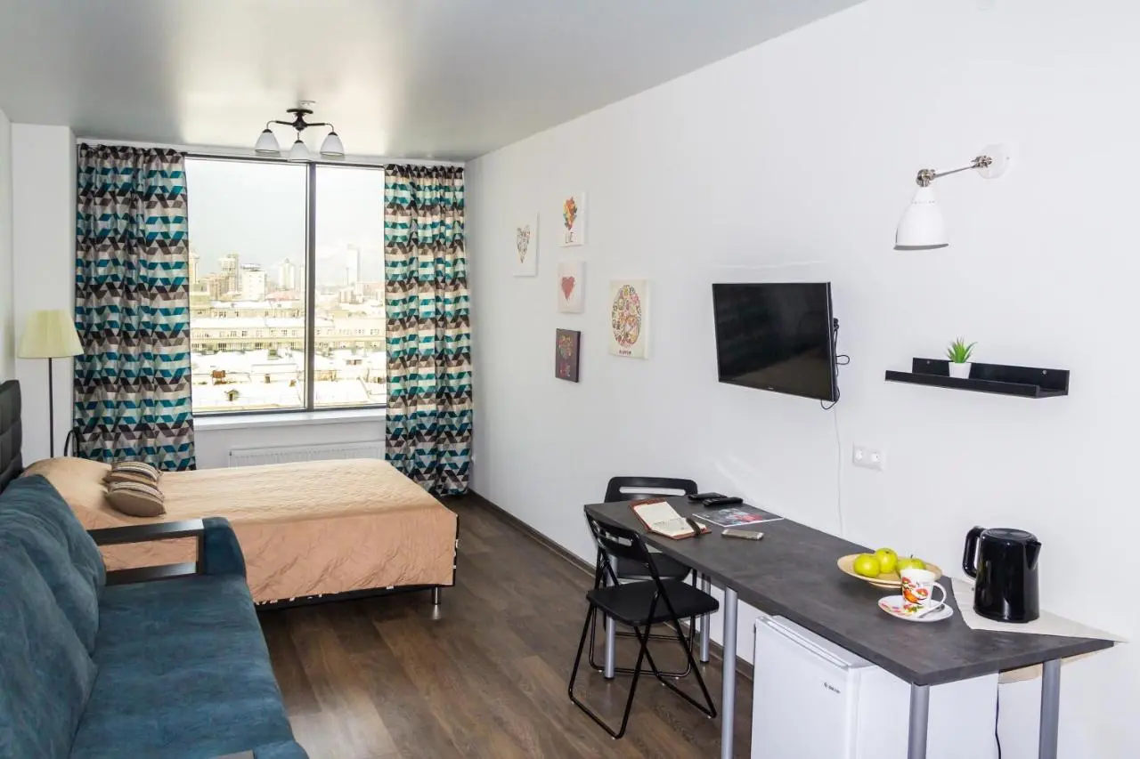 Екатеринбург: Apartment ALLiS-HALL on Malysheva 42a