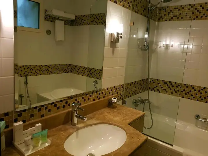 Дубай: Tulip Hotel Apartments