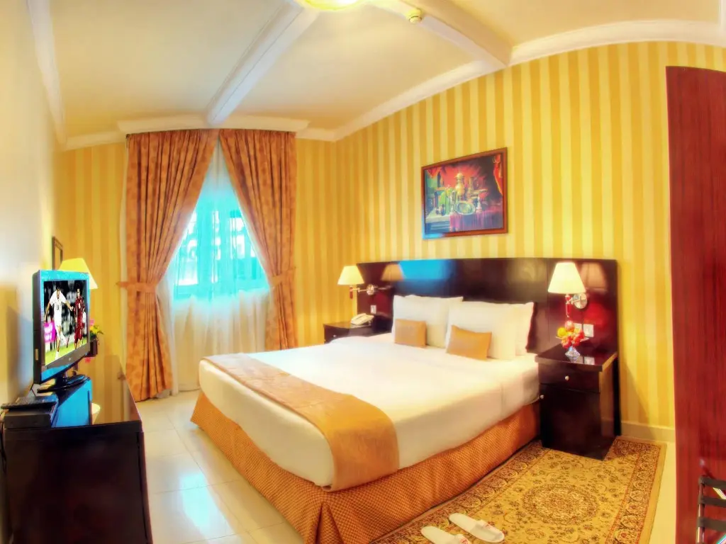 Дубай: Asfar Hotel Apartment