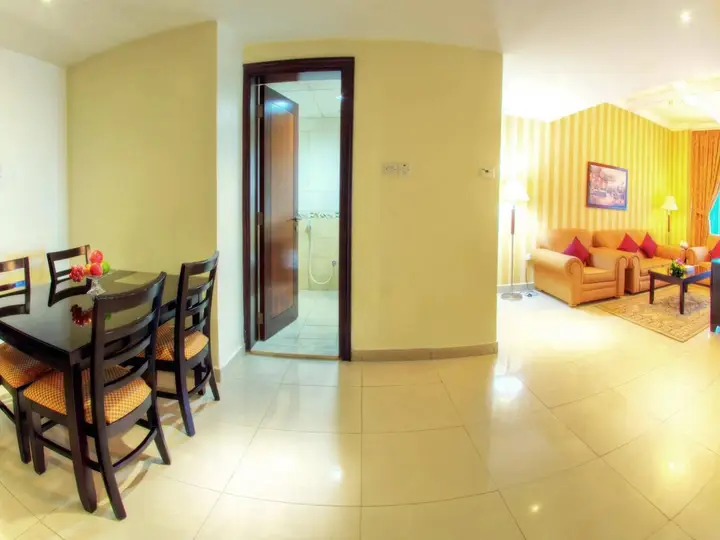 Дубай: Asfar Hotel Apartment