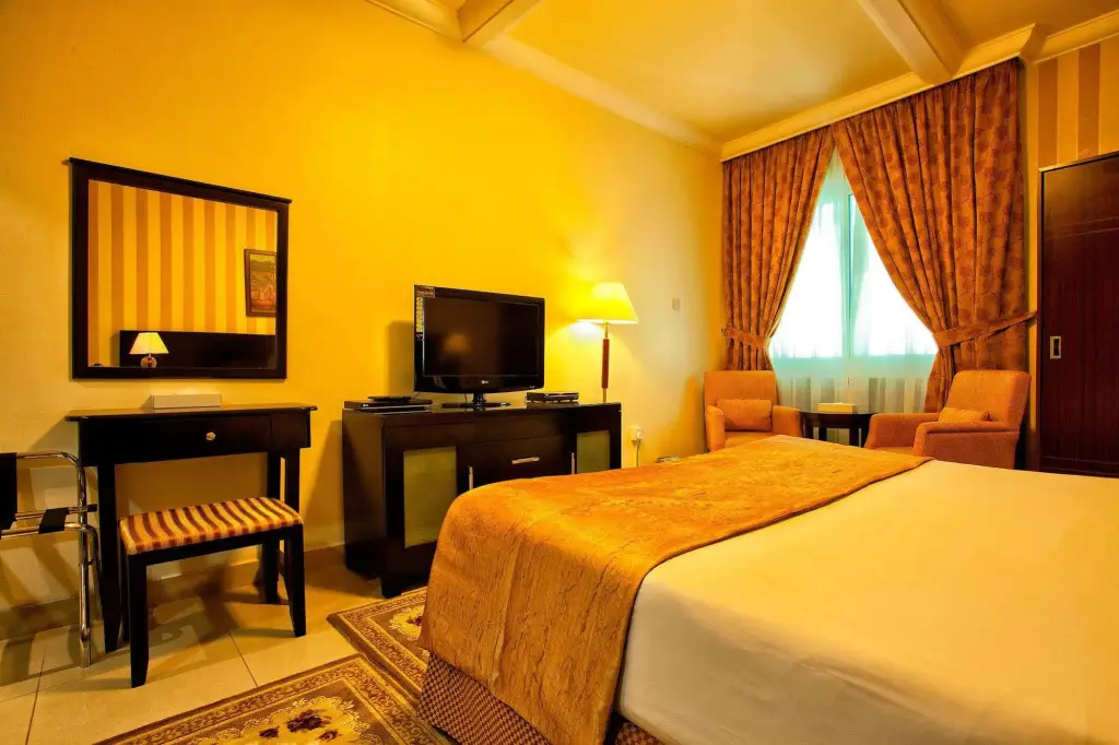 Дубай: Asfar Hotel Apartment