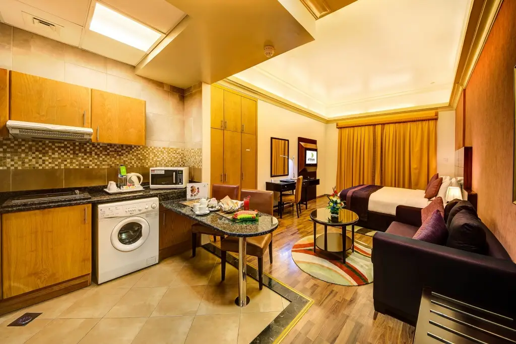 Al Khoory Hotel Apartments — фото 1