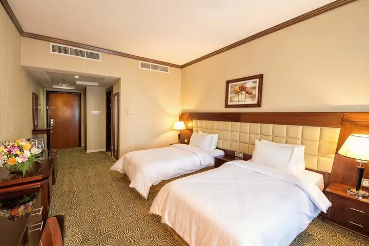 Дубай: Grand Central Hotel