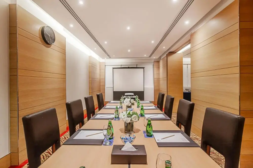 Шарджа: Golden Sands Hotel & Residences Sharjah