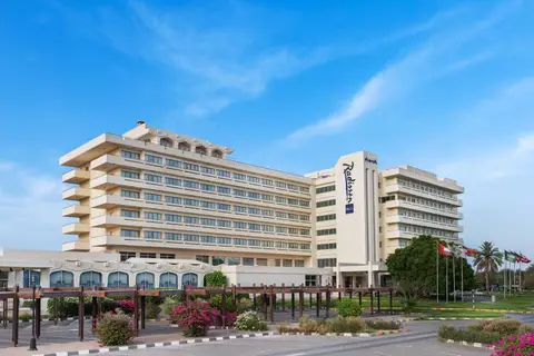 Radisson Blu Hotel & Resort — фото 1