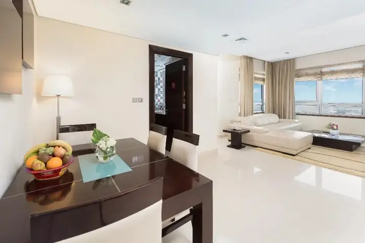 Дубай: Al Salam Grand Hotel Apartment