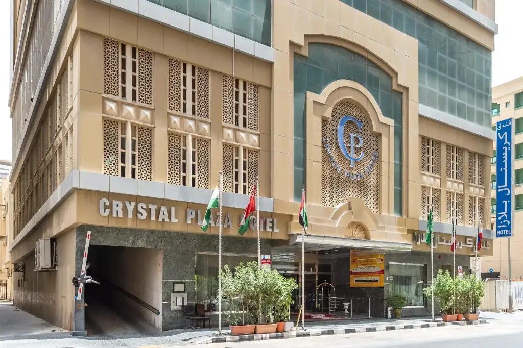 Отель Crystal Plaza — фото 1
