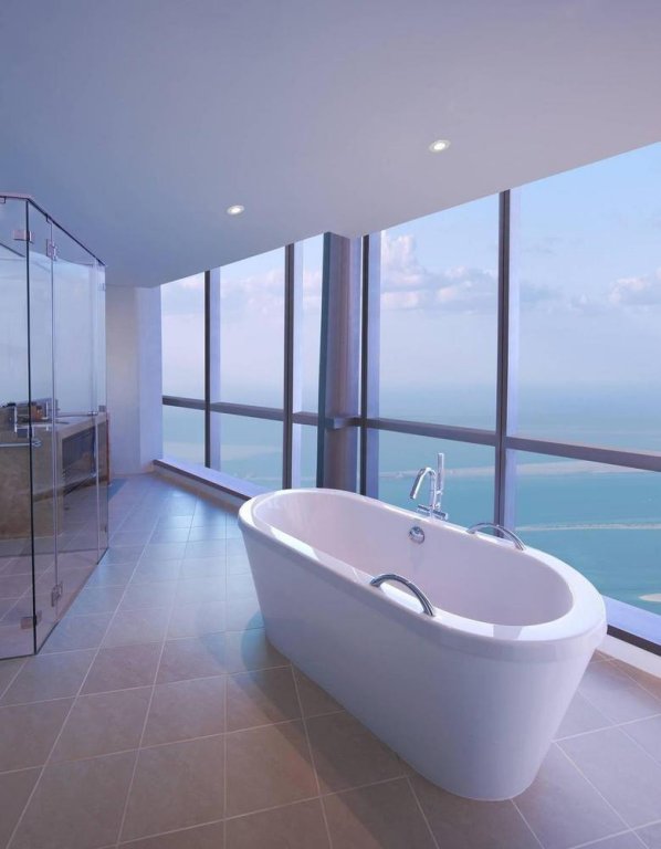 Абу-Даби: Conrad By Hilton Abu Dhabi Etihad Towers
