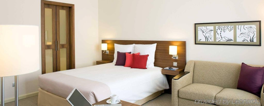 Дубай: Novotel Deira Creekside Dubai 