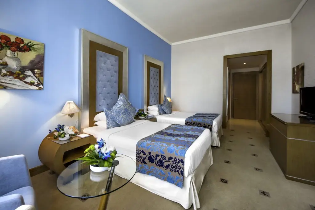 Дубай: Marina Byblos Hotel