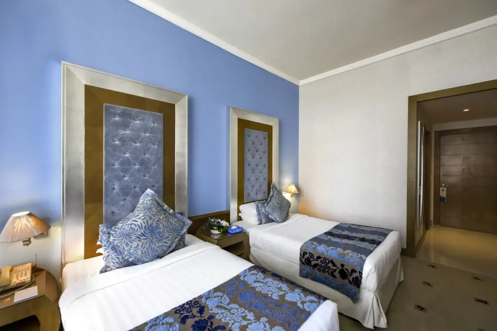 Дубай: Marina Byblos Hotel