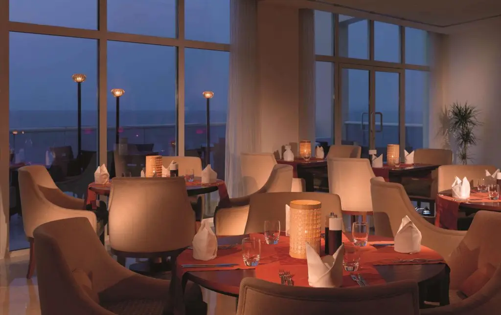 Дибба: Отель Radisson Blu Resort Fujairah