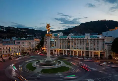 Отель Courtyard by Marriott Tbilisi — фото 1