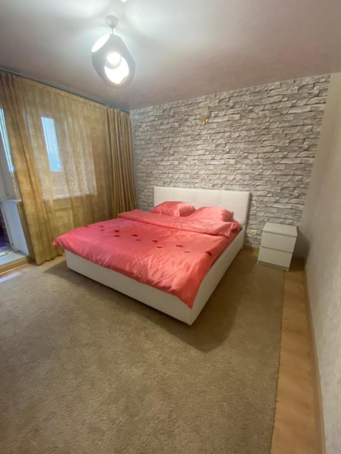 Екатеринбург: Apartments European 2 комнатная квартира