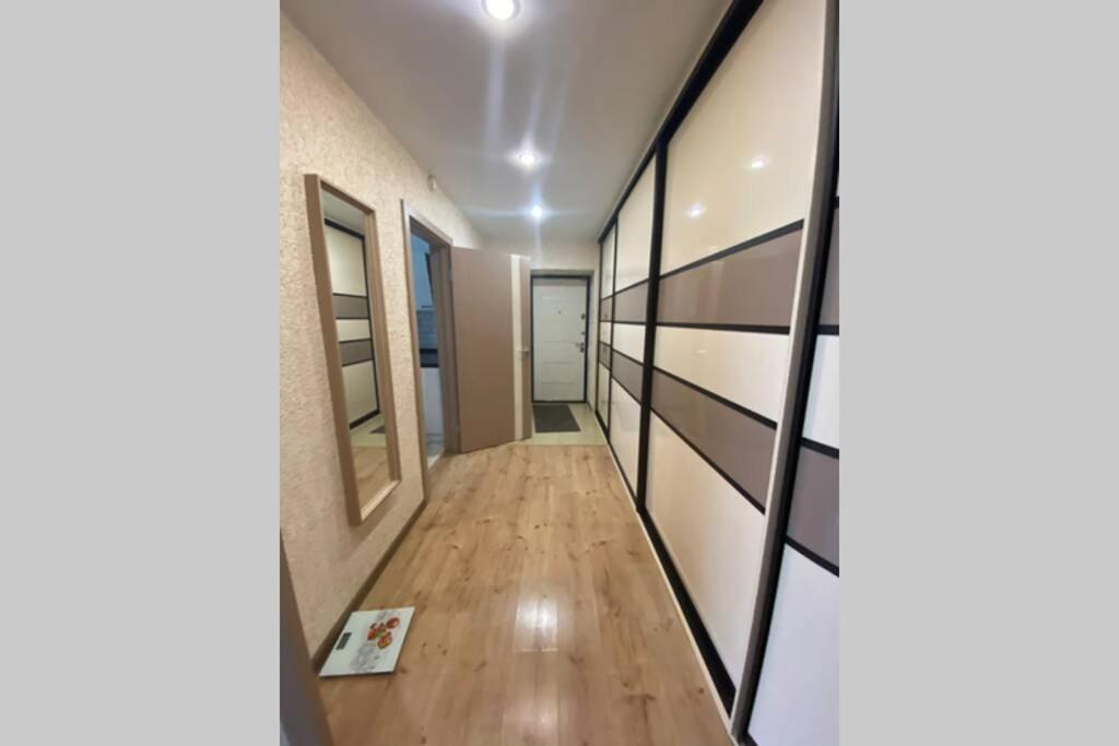 Екатеринбург: Apartments European 2 комнатная квартира