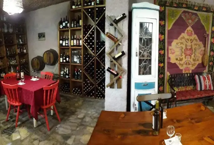 Телави: Omsi House
