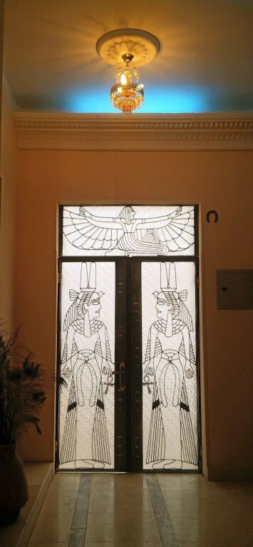 Луксор: Pyramids Luxor Hotel