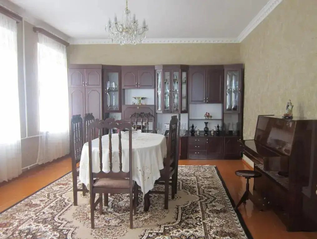 Inezas Guest House — фото 1