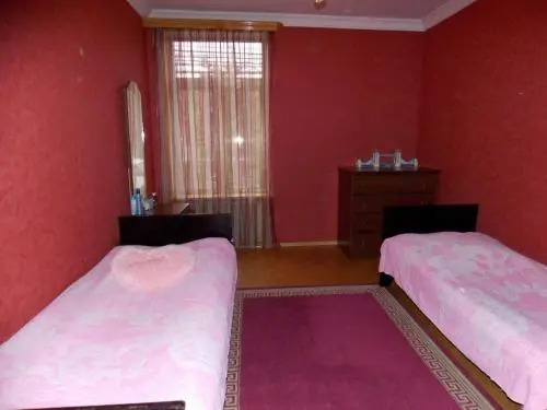 Гори: Guesthouse Luka