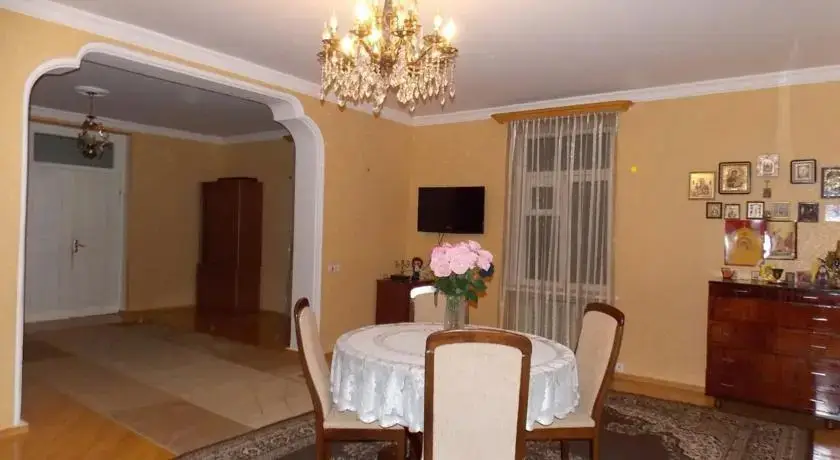 Гори: Guesthouse Luka