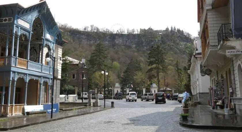 Боржоми: Borjomi Aprili Apartment