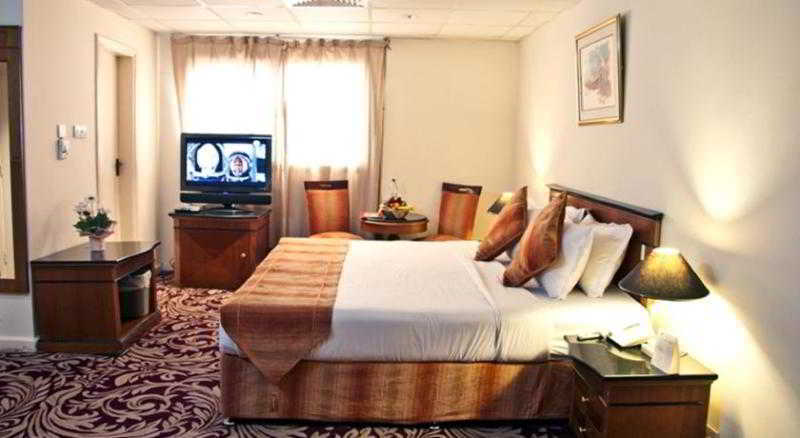 Шарджа: Sun And Sands Plaza Hotel