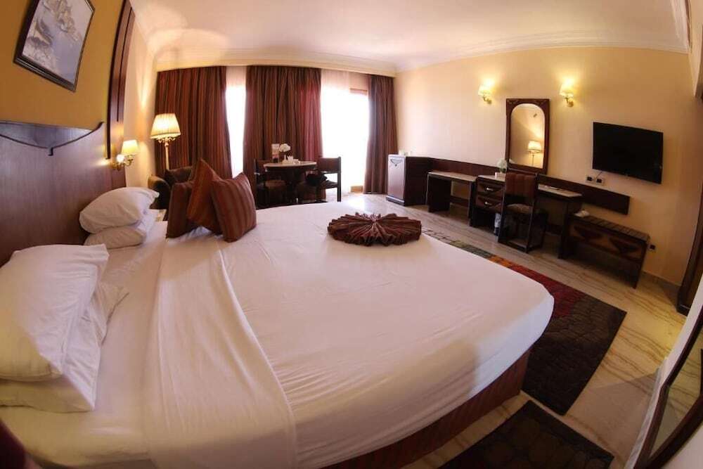 Порт-Саид: Port Said Hotel
