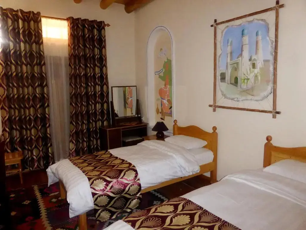 Бухара: hotel hovli poyon