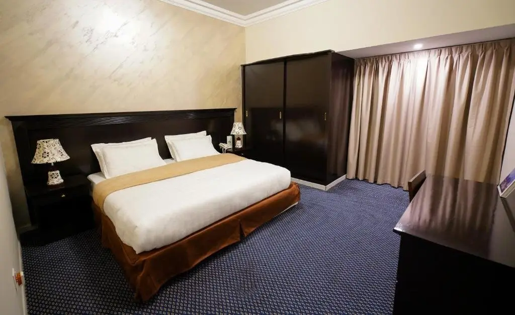 Шарджа: Al Bustan Hotel Flats