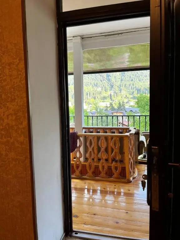 Местиа: Guesthouse Data