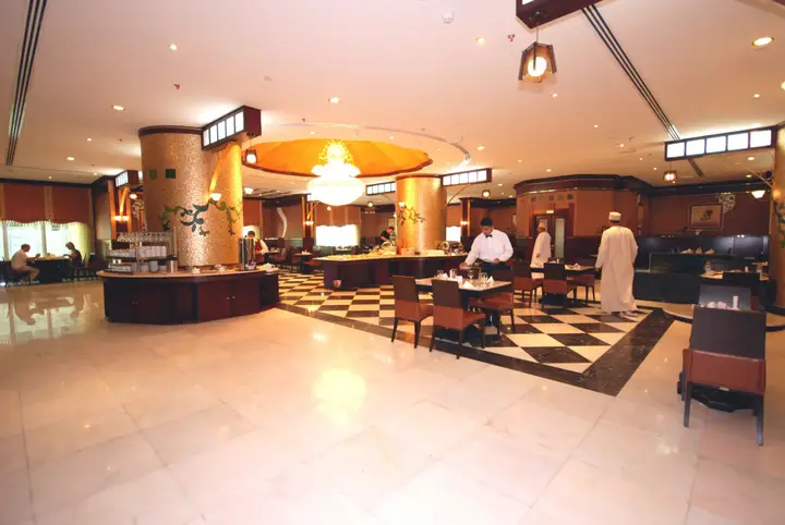 Шарджа: Al Bustan Tower Hotel Suites