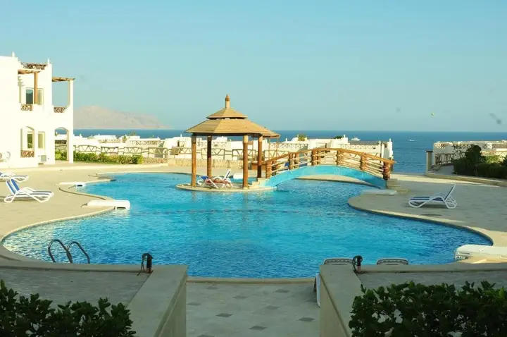 Шарм-эш-Шейх (Шарм-эль-Шейх): Sharks Bay Oasis
