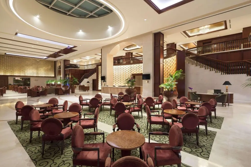 Дубай: Crowne Plaza Dubai Jumeirah an IHG Hotel