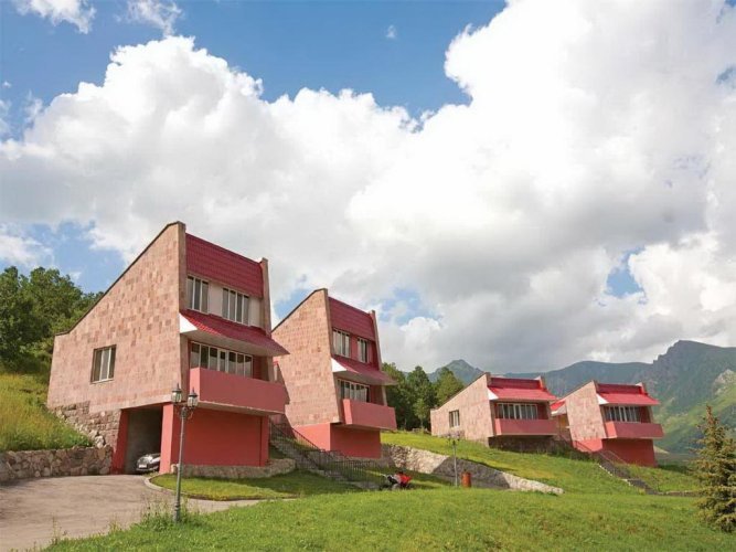 Анкаван: Ani Resort